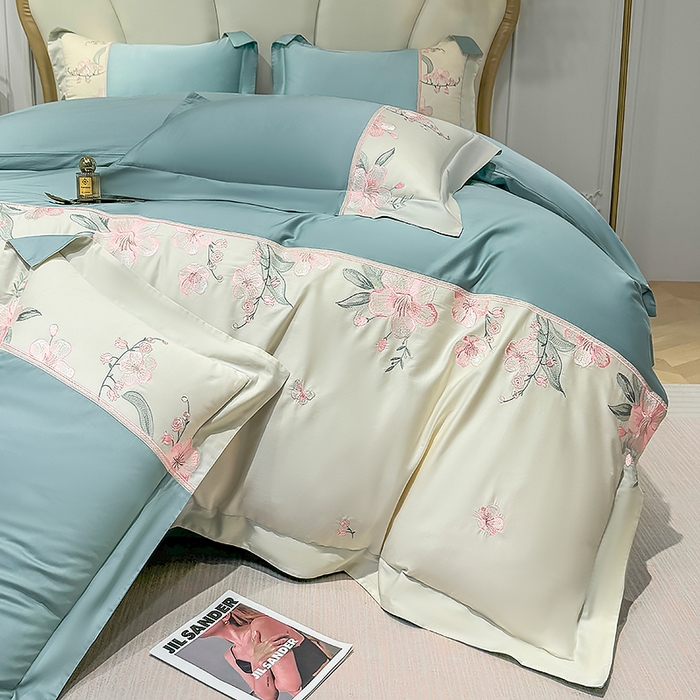 91家纺网 家纺一手货源 找家纺 宅家居 2025轻奢法式小香风双面纯棉刺绣拼接款长绒棉四件套-樱花恋 松石绿