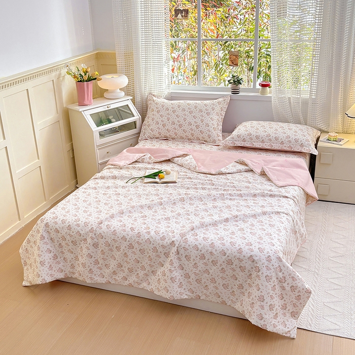 91家纺网 家纺一手货源 找家纺 元元被芯 2025新款40支13372全棉印花夏被四件套 缘月