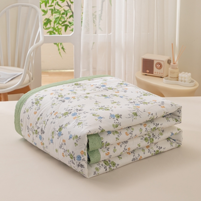 91家纺网 家纺一手货源 找家纺 鑫棉坊 2025新款A类全棉印花大豆纤维空调被大豆被 斐叶花影-绿