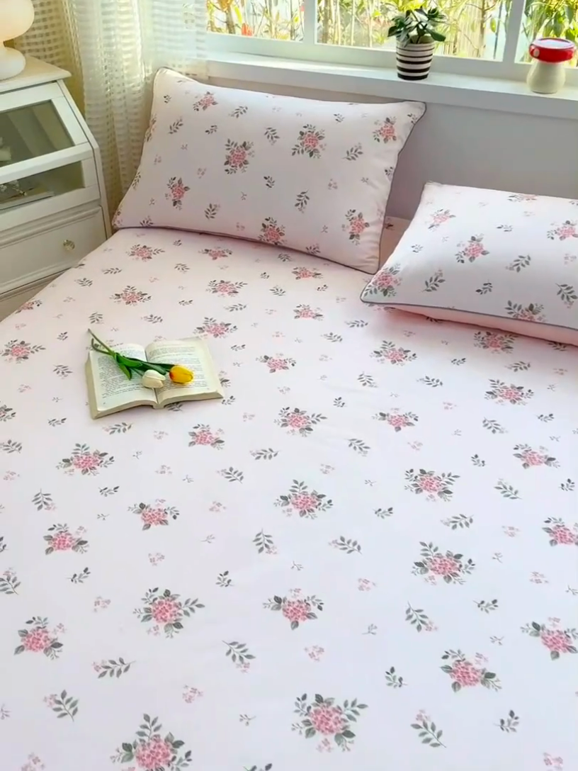 91家纺网 家纺一手货源 找家纺 元元被芯 2025新款40支13372全棉印花全棉隐藏式夹棉床笠 诗雨