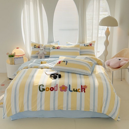 91家纺网 家纺一手货源 找家纺 （总）子钦家纺 2025春夏新款云朵棉毛巾绣跑量款床单床笠四件套-小幸运