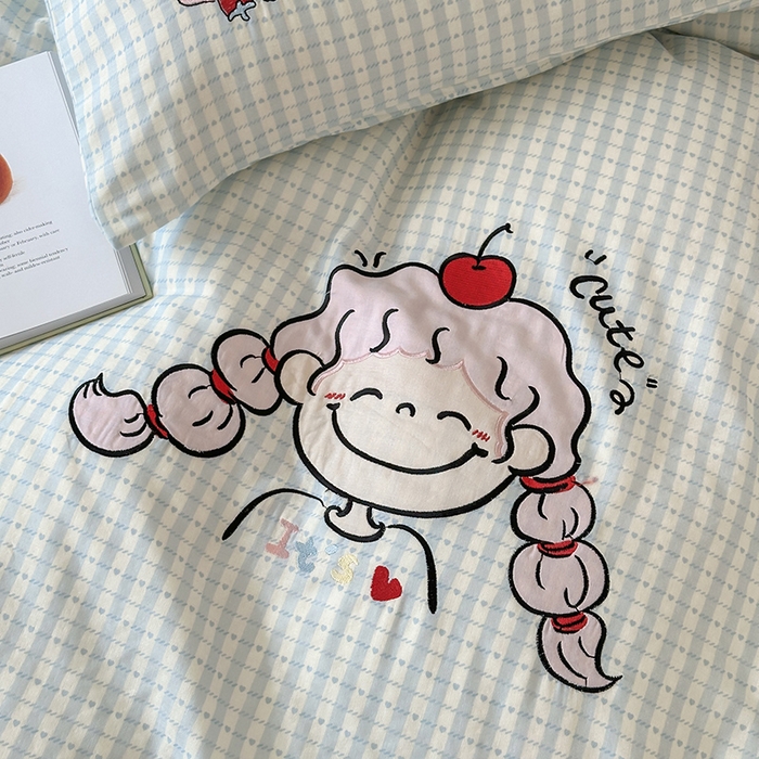 91家纺网 家纺一手货源 找家纺 圆岛家纺 2025新款全棉双层纱贴布绣四件套 Coco女孩