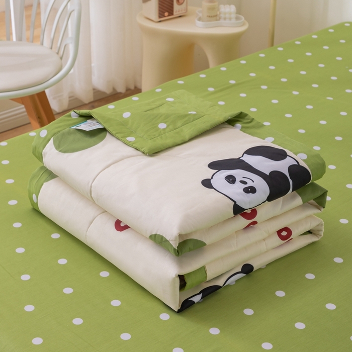 91家纺网 家纺一手货源 找家纺 鑫棉坊 2025新款A类全棉印花大豆纤维空调被大豆被 可爱熊猫-绿