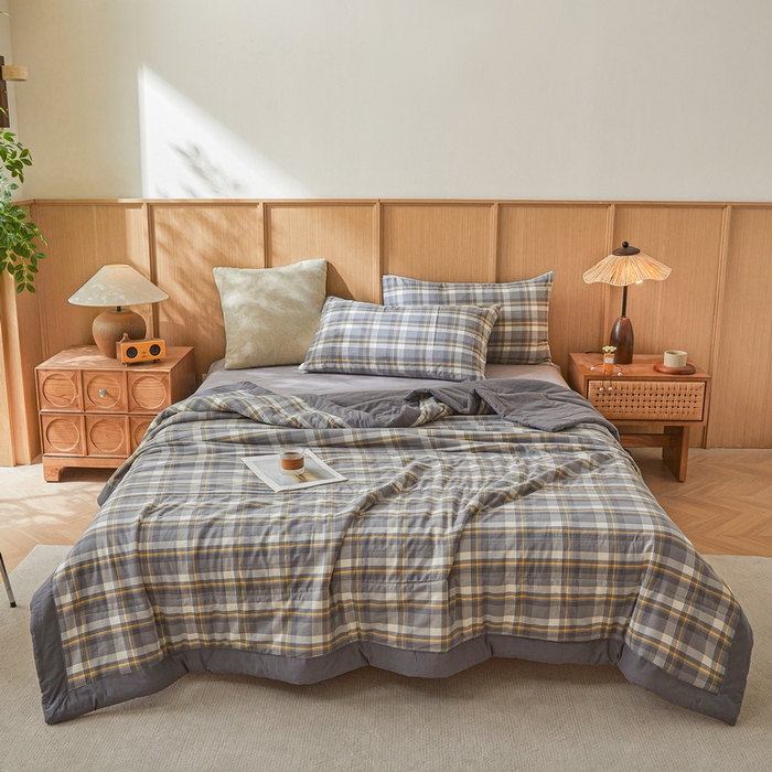 91家纺网 家纺一手货源 找家纺 猎鹿人家纺2025新款A类无印风水洗棉新疆棉花夏被 简兮-灰