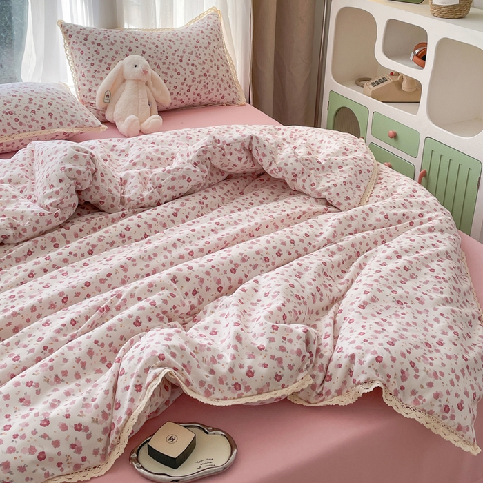 91家纺网 家纺一手货源 找家纺 仟网汇 2025新款韩版镂空花边针织双层纱四件套 半亩花田