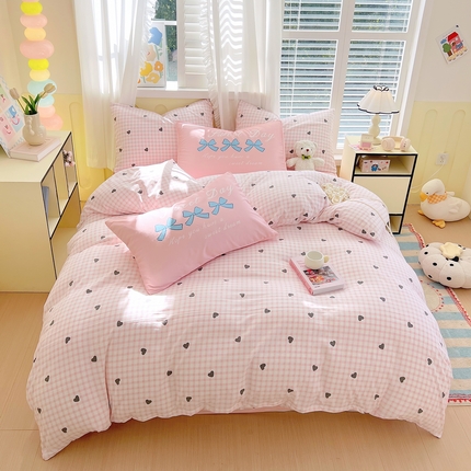 91家纺网 家纺一手货源 找家纺 大麦乐田2025新款超柔大版印花四件套 少女心粉
