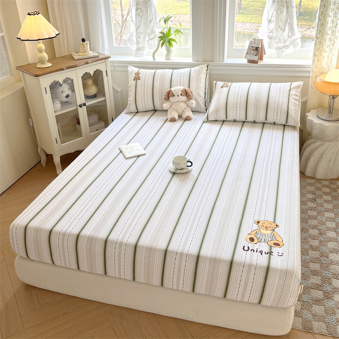 91家纺网 家纺一手货源 找家纺 笙意家纺2025新款全棉老粗布单床笠 抱抱熊-绿条