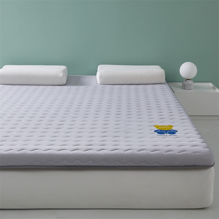 91家纺网 家纺一手货源 找家纺 2025新款A类牛奶丝大豆纤维床垫-小熊 小熊-灰色（厚度6cm）