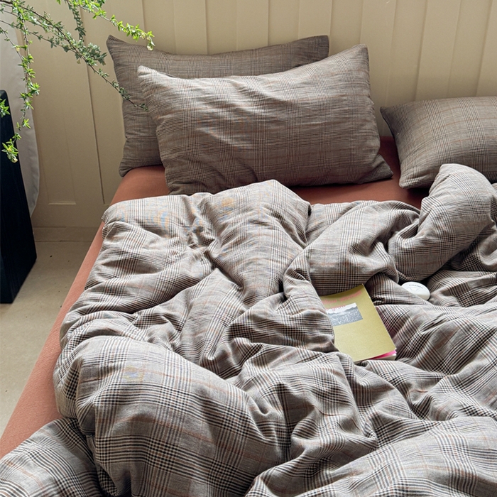 91家纺网 家纺一手货源 找家纺 萝莉家纺 2025新款复古全棉A类色织双层纱皱皱纱格子四件套 浮生咖韵