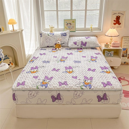 迪梦思家纺 2025新款A类正版授权卡通印花水洗棉夹棉学生床笠 黛西女上