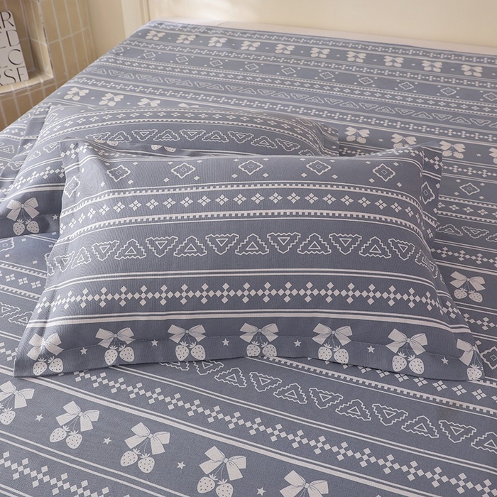 91家纺网 家纺一手货源 找家纺 幸嘉轩2025新款亲肤舒适床单三件套 草莓情