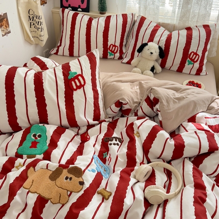 花伞家居 2025新款精灵水洗棉毛巾绣四件套含买家秀 树下小狗-红条纹
