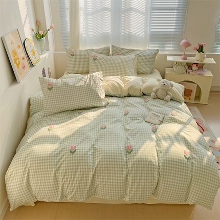 91家纺网 家纺一手货源 找家纺 （总）灰鲸2025新款ins韩系田园风郁金香毛巾绣四件套