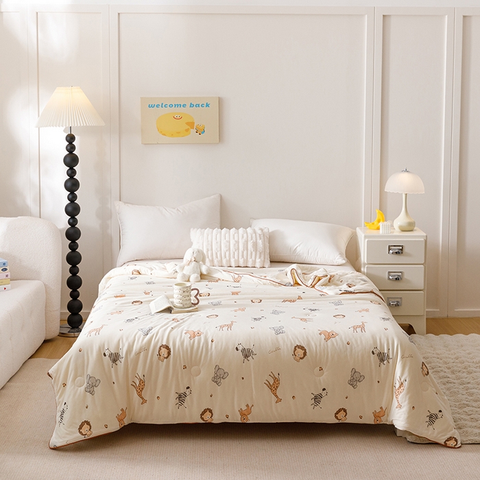 91家纺网 家纺一手货源 找家纺 优被业 2025新款A类牛奶丝针织棉夏被20%大豆(四周踩棉)软糯夏凉被空调被 狮子王国