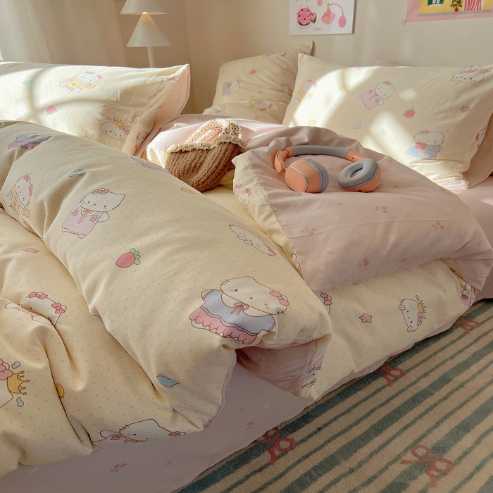 91家纺网 家纺一手货源 找家纺 六巷胡同 2025新款 INS减龄可爱风卡通全棉四件套第五系（森林音乐会系列） 波点嘟嘟猫