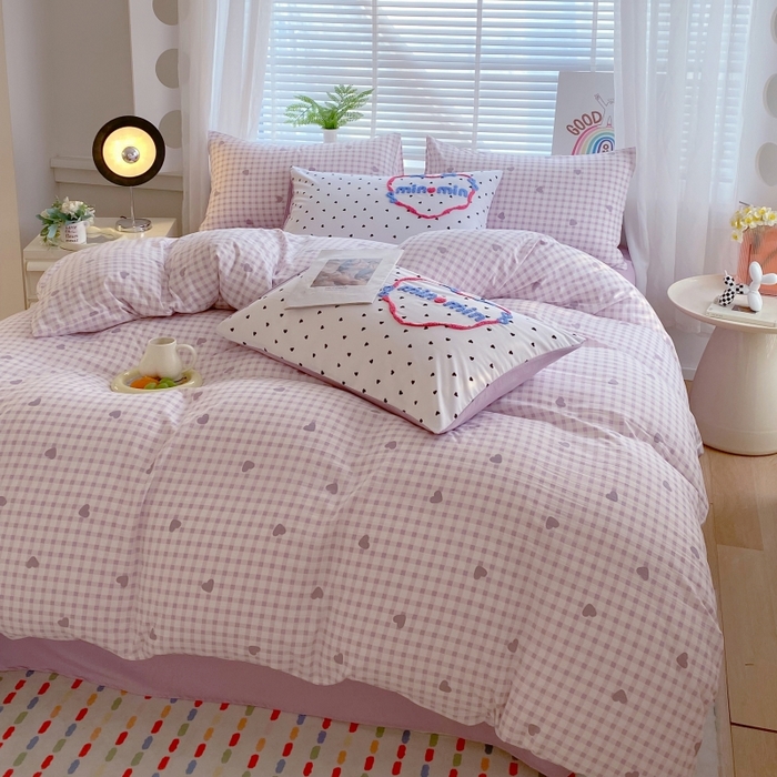 91家纺网 家纺一手货源 找家纺 大麦乐田2025新款四季亲肤可爱柔软毛巾绣四件套-彩格乐园系列 心心 紫