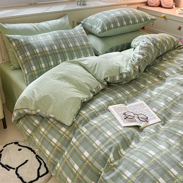 91家纺网 家纺一手货源 找家纺 盛秋家纺 2025新款亲肤格子水洗棉条纹格子四件套【简约风】伯曼+灰绿