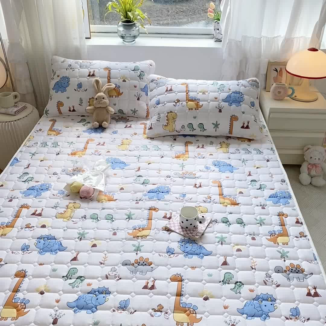 91家纺网 家纺一手货源 找家纺 鸣升家纺 2025新款全棉印花床垫 恐龙仔仔