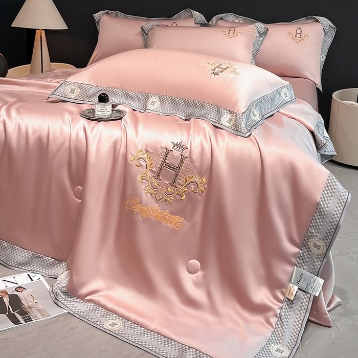 91家纺网 家纺一手货源 找家纺 露梦家纺2025新款A类水洗真丝夏被-格调 格调-豆沙