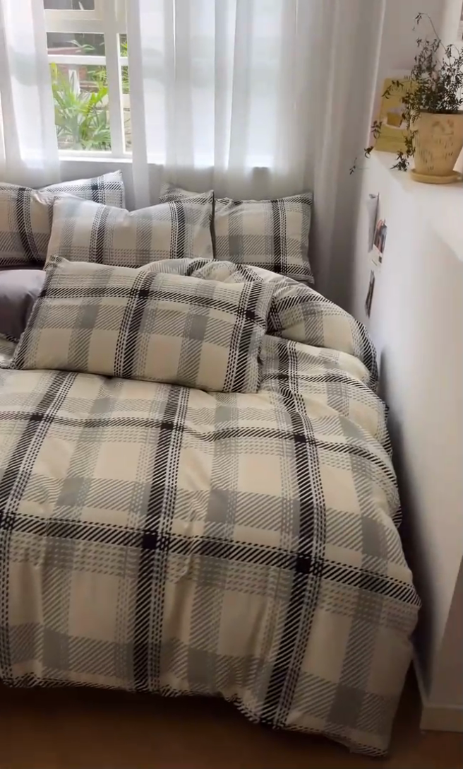 91家纺网 家纺一手货源 找家纺 盛秋家纺 2025新款亲肤格子水洗棉条纹格子四件套【简约风】格瑞斯+中灰