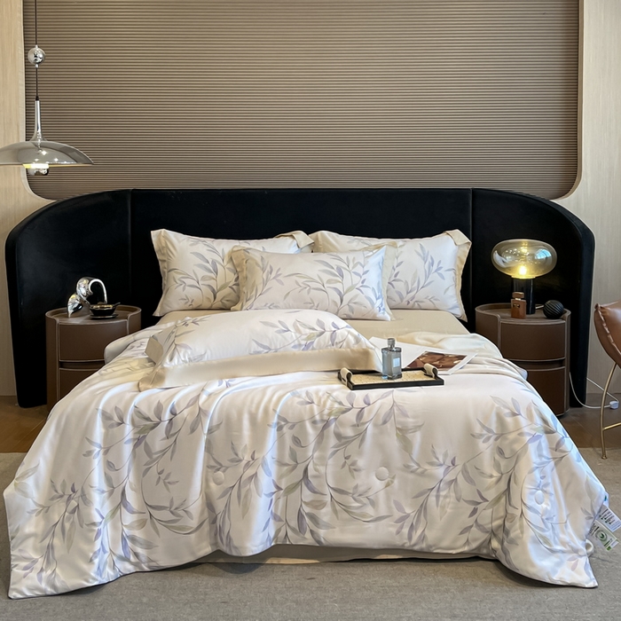 91家纺网 家纺一手货源 找家纺 2025春夏新款简奢款嵌绳莱赛尔数码印花夏被四件套单夏被床笠床单款 春晓雨梦