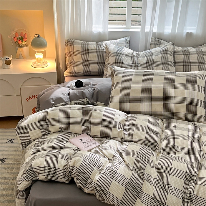91家纺网 家纺一手货源 找家纺 盛秋家纺 2025新款亲肤格子水洗棉条纹格子四件套【简约风】罗格+中灰