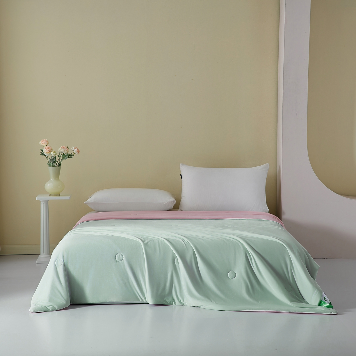 91家纺网 家纺一手货源 找家纺 梦恬佳 2025新款A类凉感丝夏凉被 蜜瓜粉