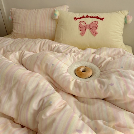 91家纺网 家纺一手货源 找家纺 （总）丽涵 2025年春夏新品全棉双层纱印花毛巾绣四件套