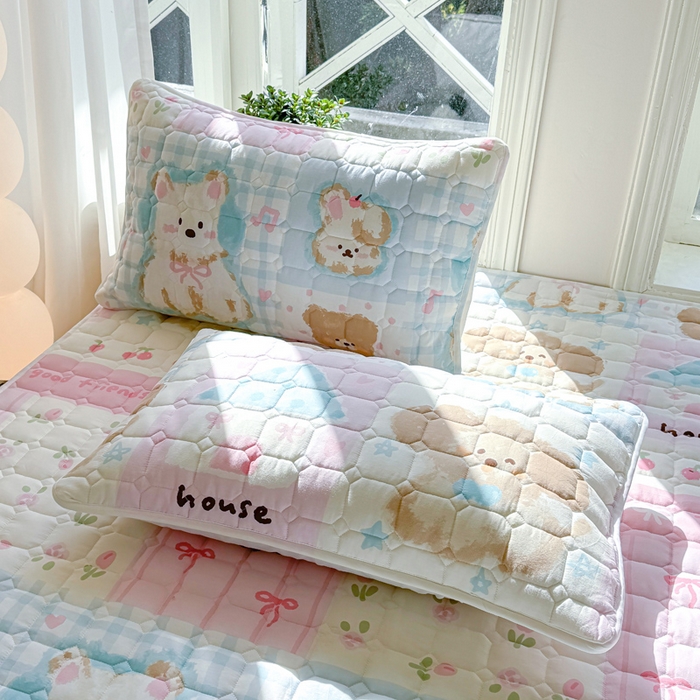 91家纺网 家纺一手货源 找家纺 鸣升家纺 2025新款全棉印花床垫 涂鸦油画狗