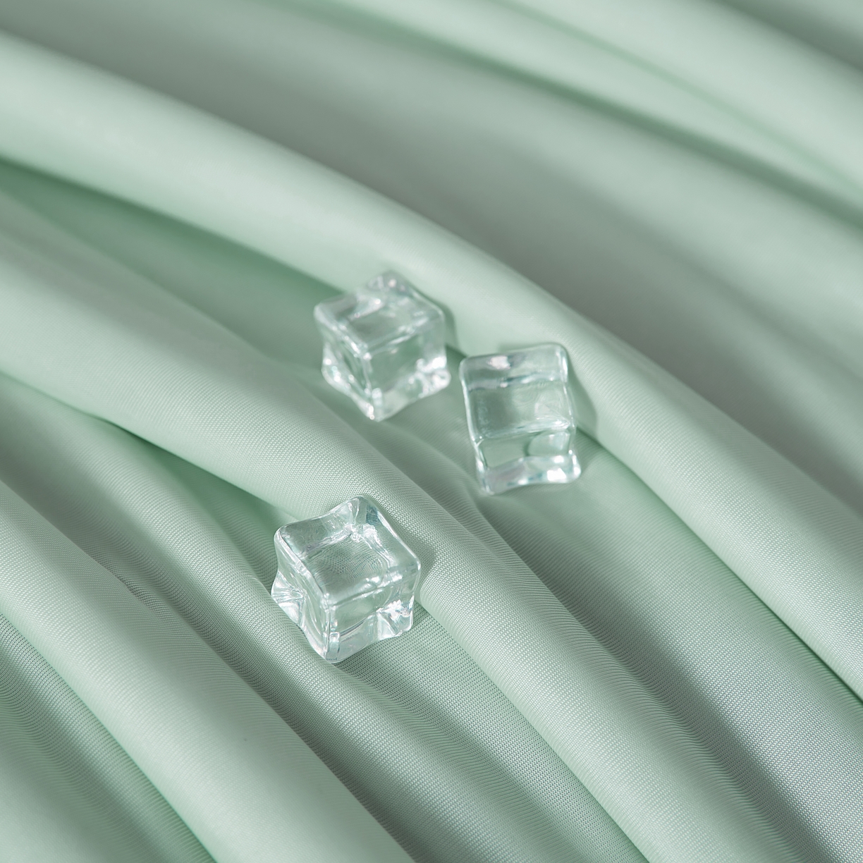 91家纺网 家纺一手货源 找家纺 梦恬佳 2025新款A类凉感丝夏凉被 水绿色