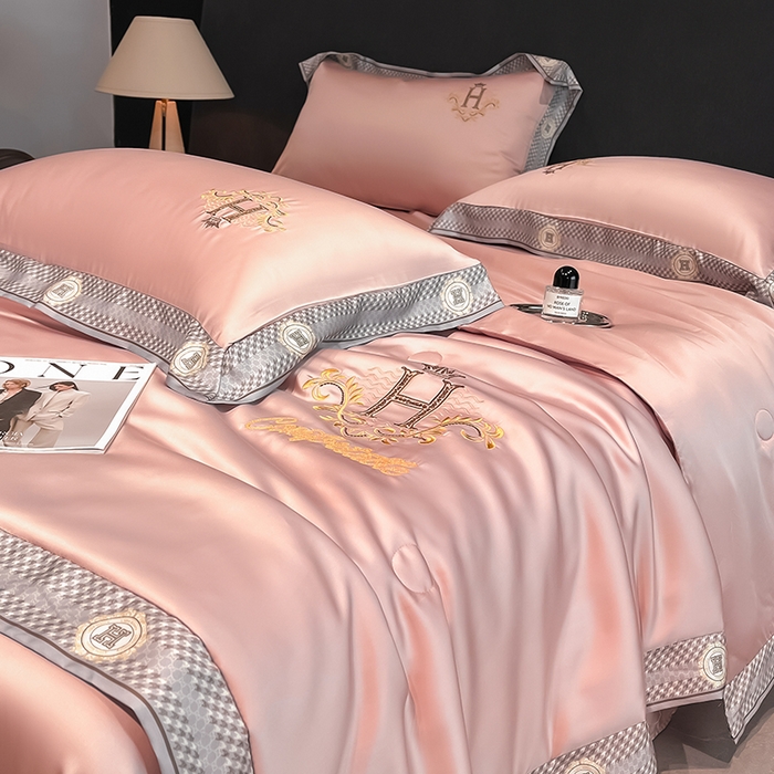 91家纺网 家纺一手货源 找家纺 露梦家纺2025新款A类水洗真丝夏被-格调 格调-豆沙