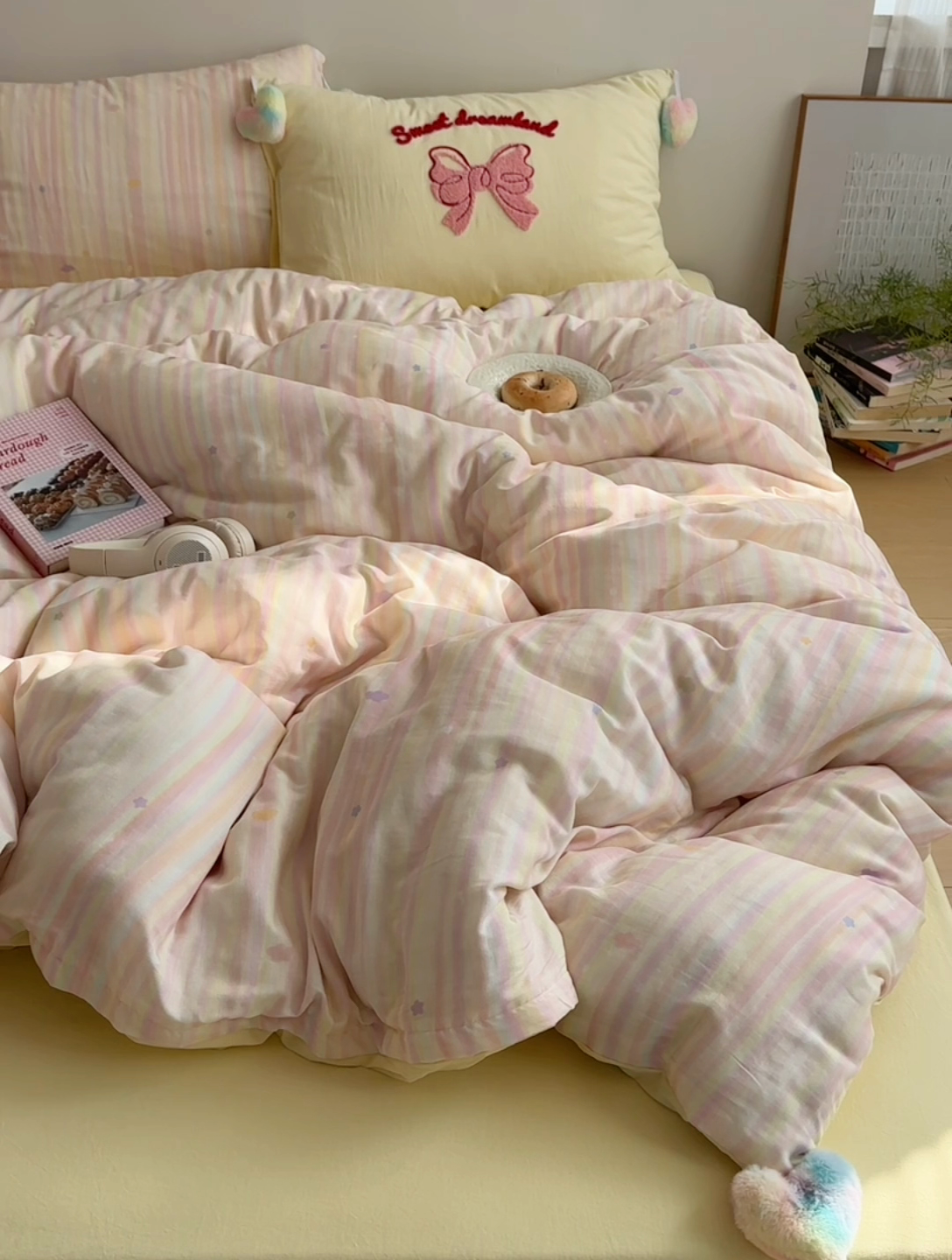 91家纺网 家纺一手货源 找家纺 丽涵 2025年春夏新品全棉双层纱印花毛巾绣四件套 焕彩星空