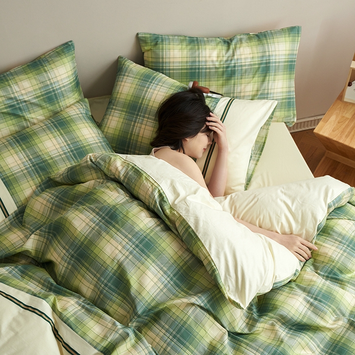 91家纺网 家纺一手货源 找家纺 安莱生活 2025新款全棉日式侘寂风条格系列四件套 纬渡