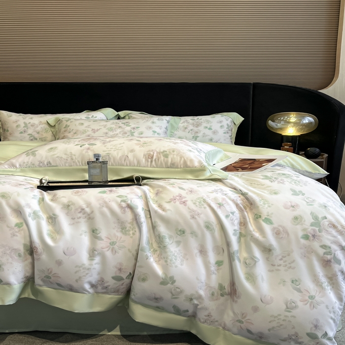 91家纺网 家纺一手货源 找家纺 2025春夏新款简奢款嵌绳莱赛尔数码印花四件套单夏被床笠床单款 念池-绿