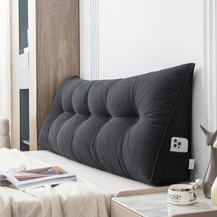 91家纺网 家纺一手货源 找家纺 美达人 2025新款玉米绒三角靠垫 星云黑-玉米绒