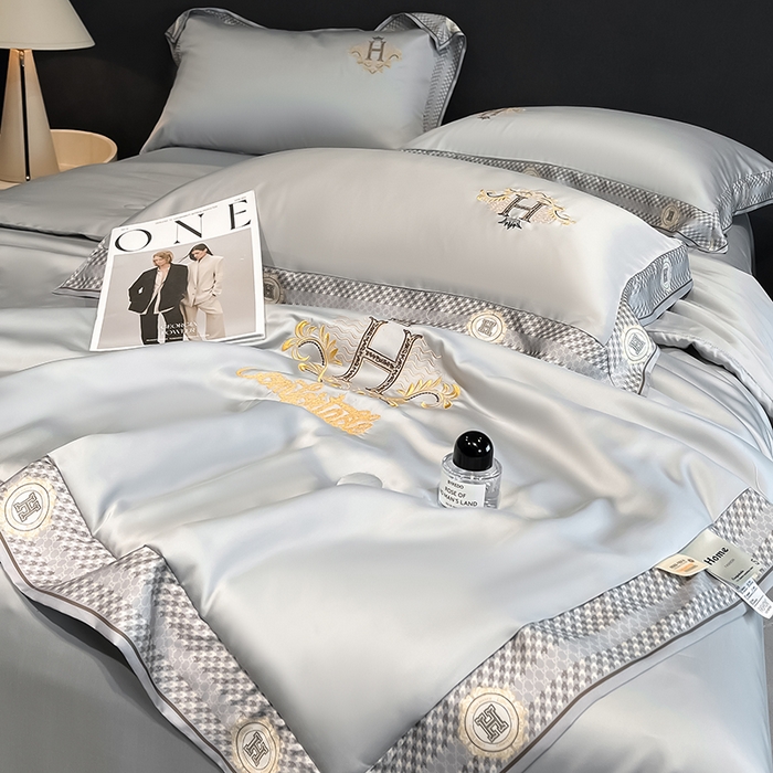 91家纺网 家纺一手货源 找家纺 露梦家纺2025新款A类水洗真丝夏被-格调 格调-薄雾灰