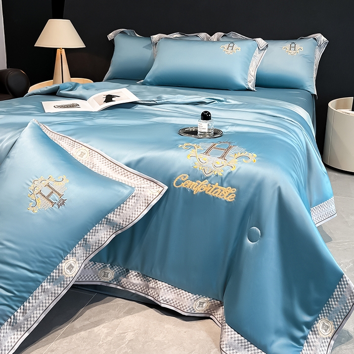 91家纺网 家纺一手货源 找家纺 露梦家纺2025新款A类水洗真丝夏被-格调 格调-冰蓝