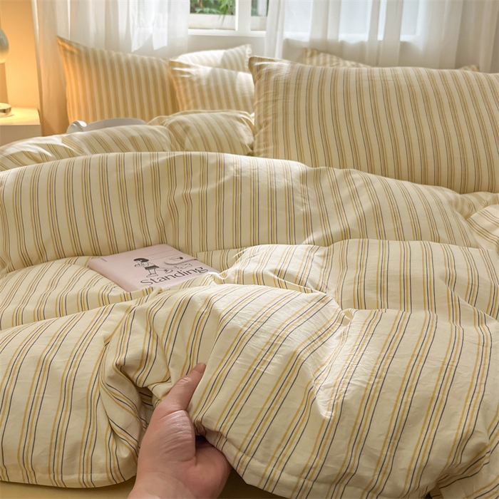 91家纺网 家纺一手货源 找家纺 盛秋家纺 2025新款亲肤格子水洗棉条纹格子四件套【简约风】芝士条纹+云初黄