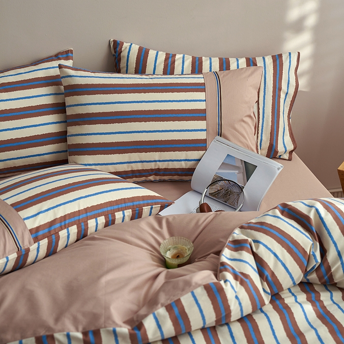 91家纺网 家纺一手货源 找家纺 安莱生活 2025新款全棉日式侘寂风条格系列四件套 咖时