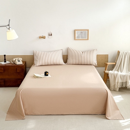 91家纺网 家纺一手货源 找家纺 天一阁 2025新款40支133*72全棉纯棉简约时尚单品床单 条纹卡其