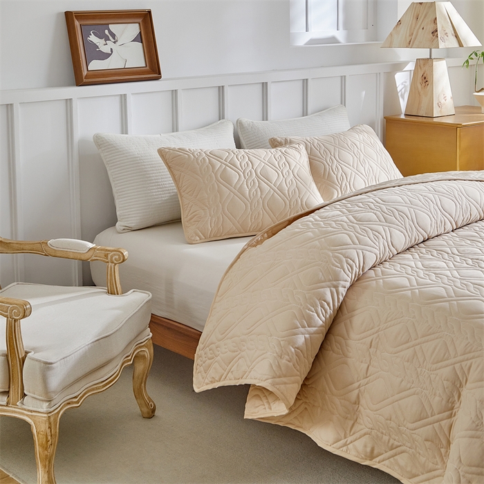 91家纺网 家纺一手货源 找家纺 温宁家纺 2025新款枕套 菱形格米色