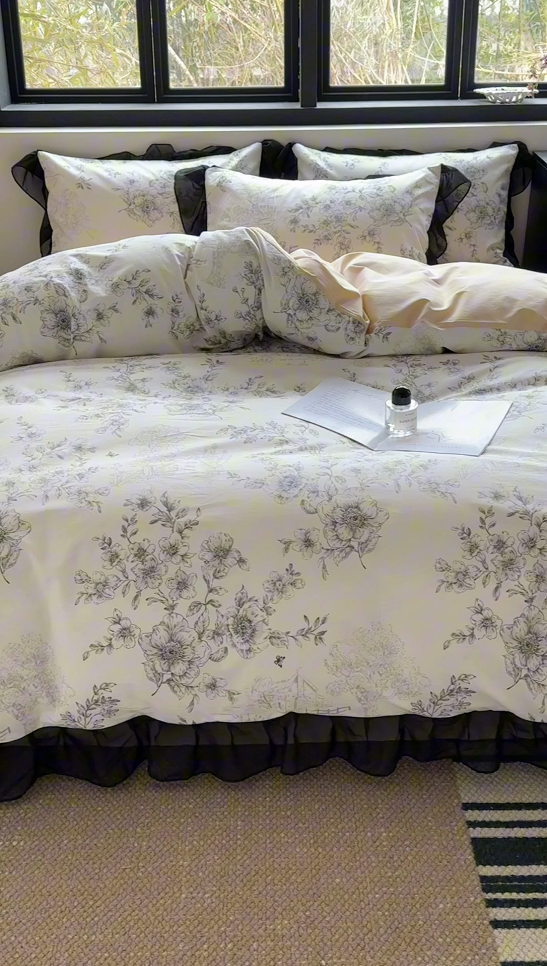 91家纺网 家纺一手货源 找家纺 宅家居 2025新款爆款轻法式赫本风复古印花13372纯棉四件套韩式黑色花边40支全棉三件套 米娅
