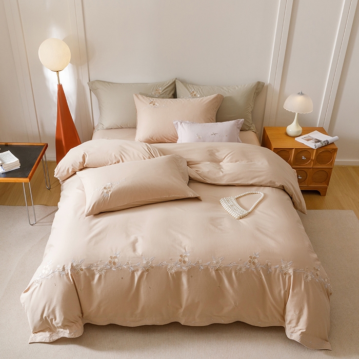 91家纺网 家纺一手货源 找家纺 艾莱家纺 2025新款A类水洗棉加厚绣花四件套-栀夏 栀夏-格林棕