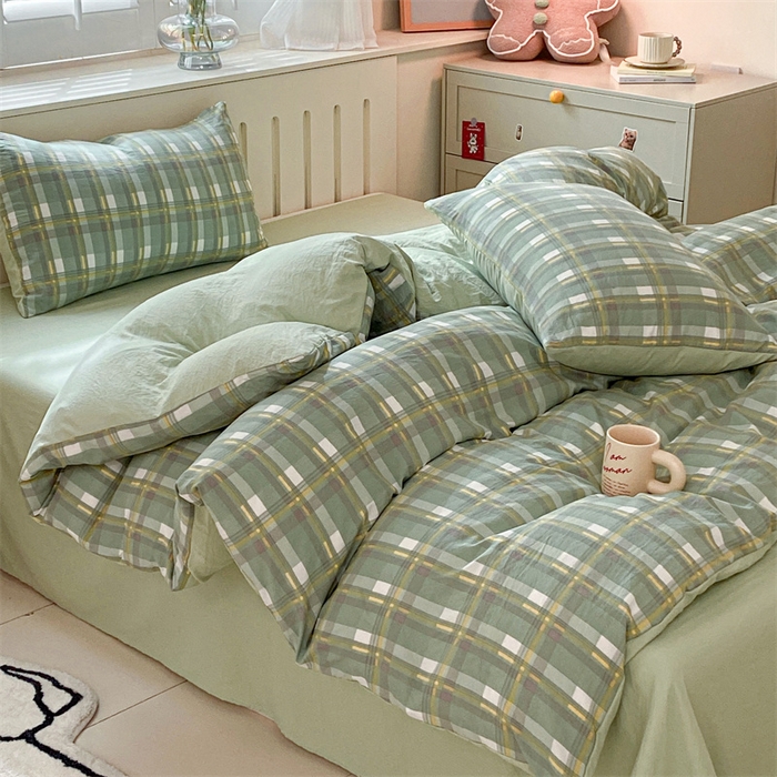 91家纺网 家纺一手货源 找家纺 盛秋家纺 2025新款亲肤格子水洗棉条纹格子四件套【简约风】伯曼+灰绿