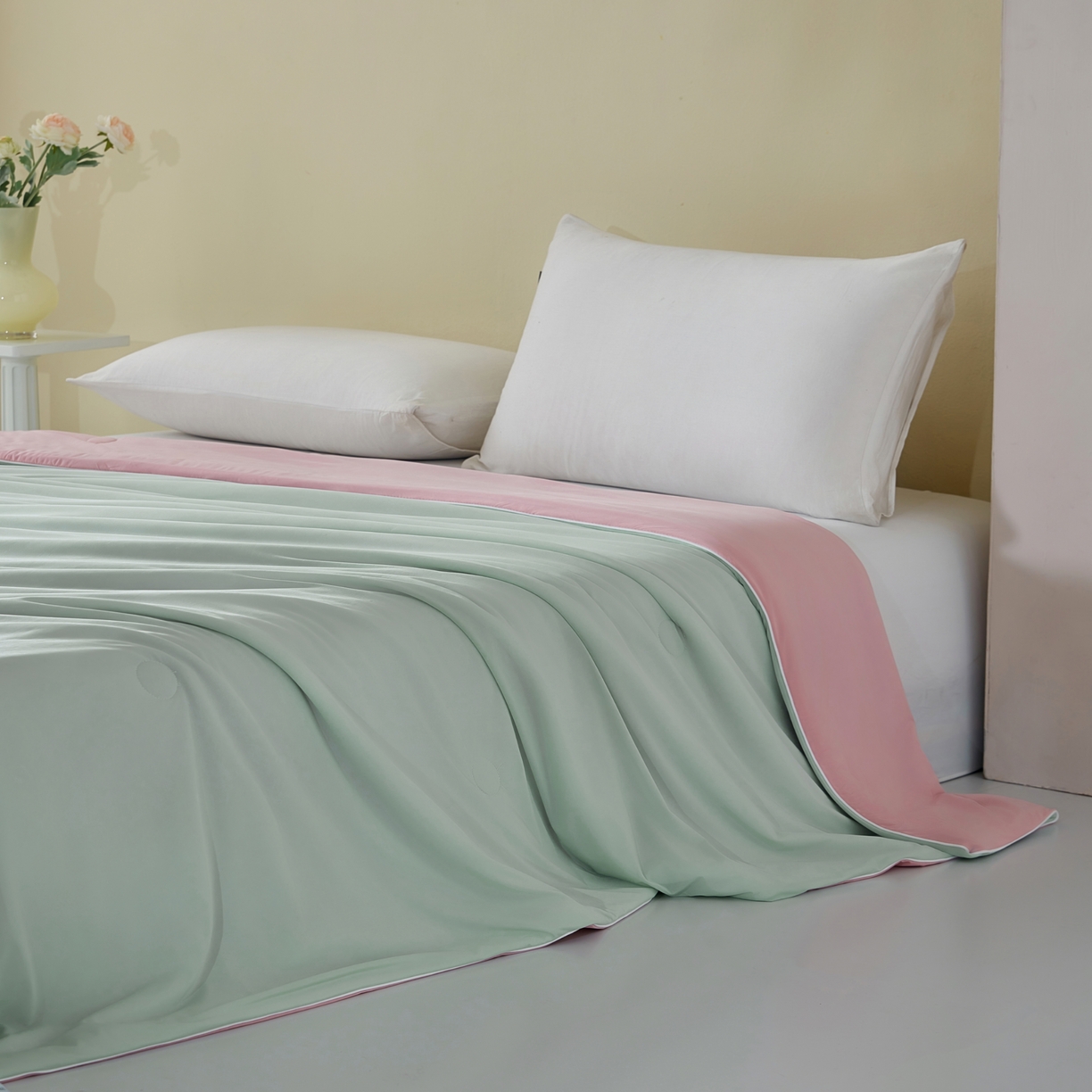 91家纺网 家纺一手货源 找家纺 梦恬佳 2025新款A类凉感丝夏凉被 蜜瓜粉