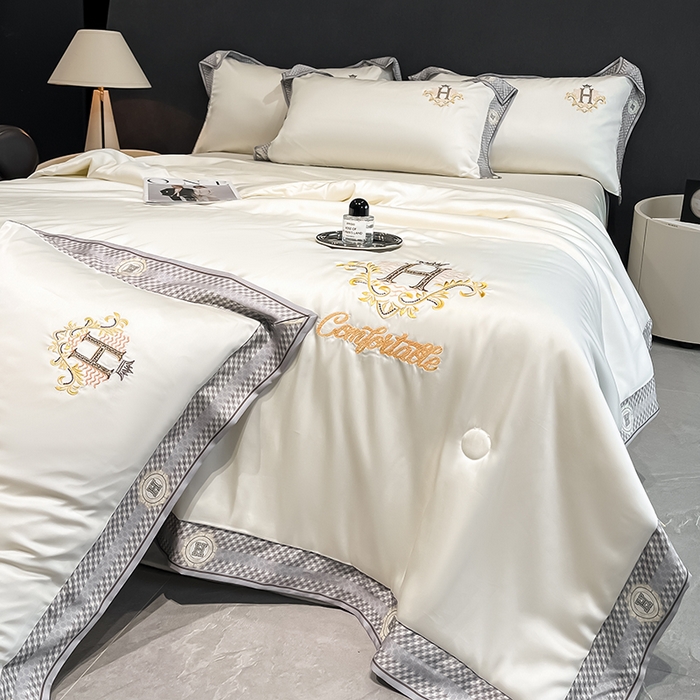 91家纺网 家纺一手货源 找家纺 露梦家纺2025新款A类水洗真丝夏被-格调 格调-贵族白