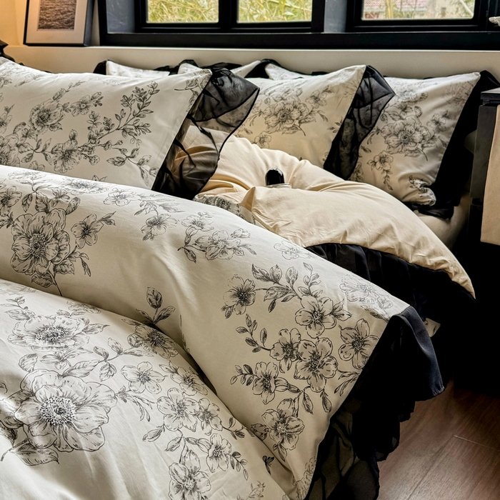 91家纺网 家纺一手货源 找家纺 宅家居 2025新款爆款轻法式赫本风复古印花13372纯棉四件套韩式黑色花边40支全棉三件套 米娅