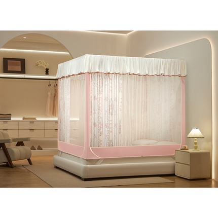 91家纺网 家纺一手货源 找家纺 卓尔居2025新款成人坐床帘系列-曲奇小熊烤漆支架 公主屋