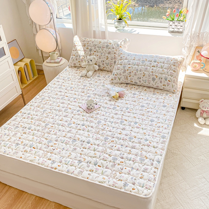 91家纺网 家纺一手货源 找家纺 鸣升家纺 2025新款全棉印花床垫 梦幻物语