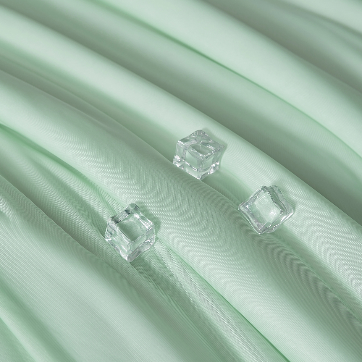 91家纺网 家纺一手货源 找家纺 梦恬佳 2025新款A类凉感丝夏凉被 奶油杏